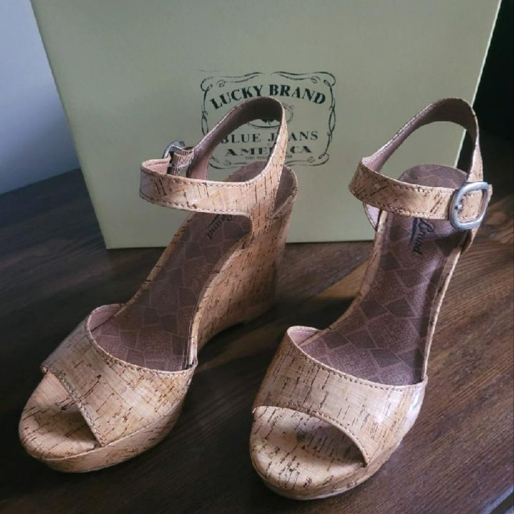 women's sandals
